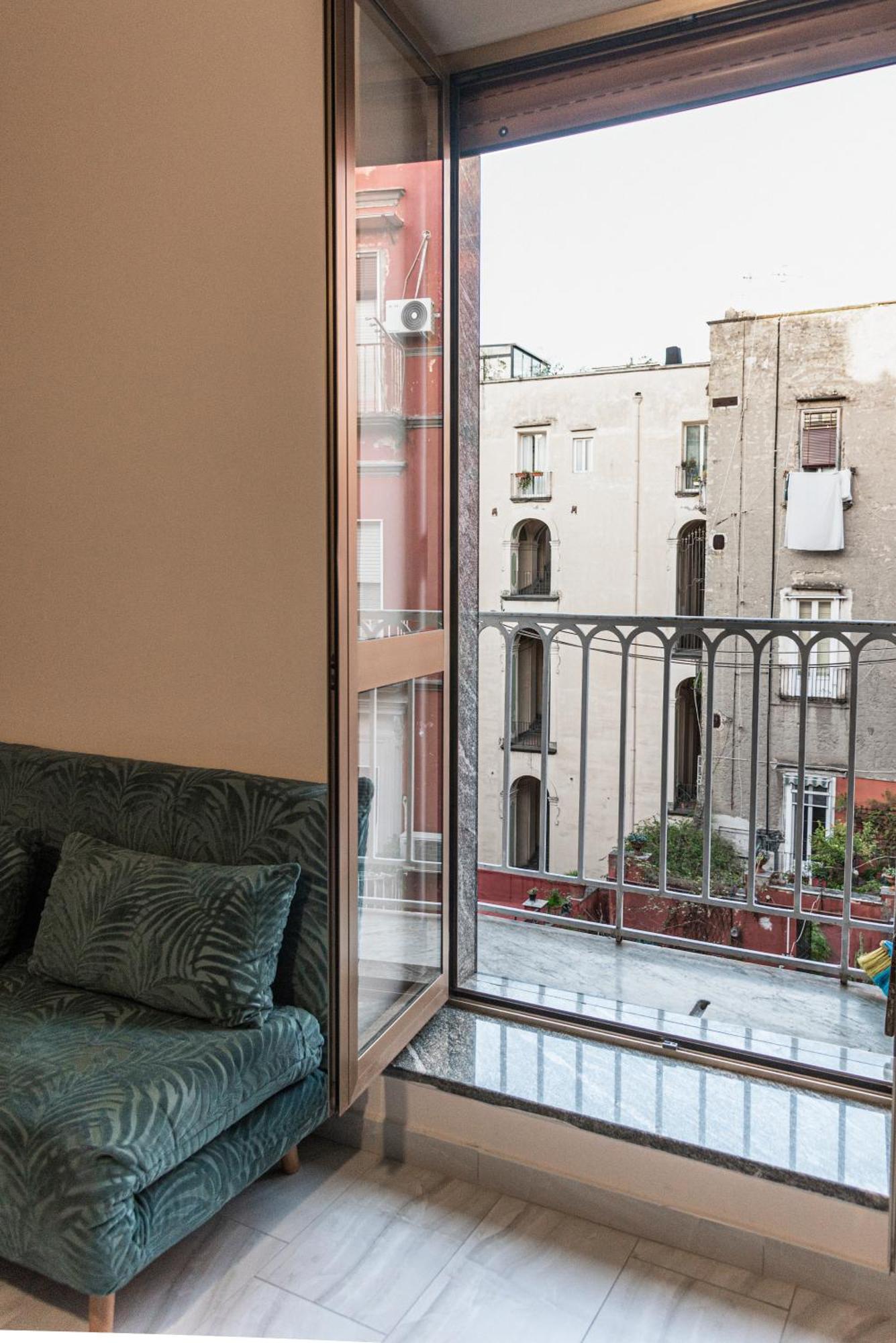 Charm House Apartment Naples Luaran gambar